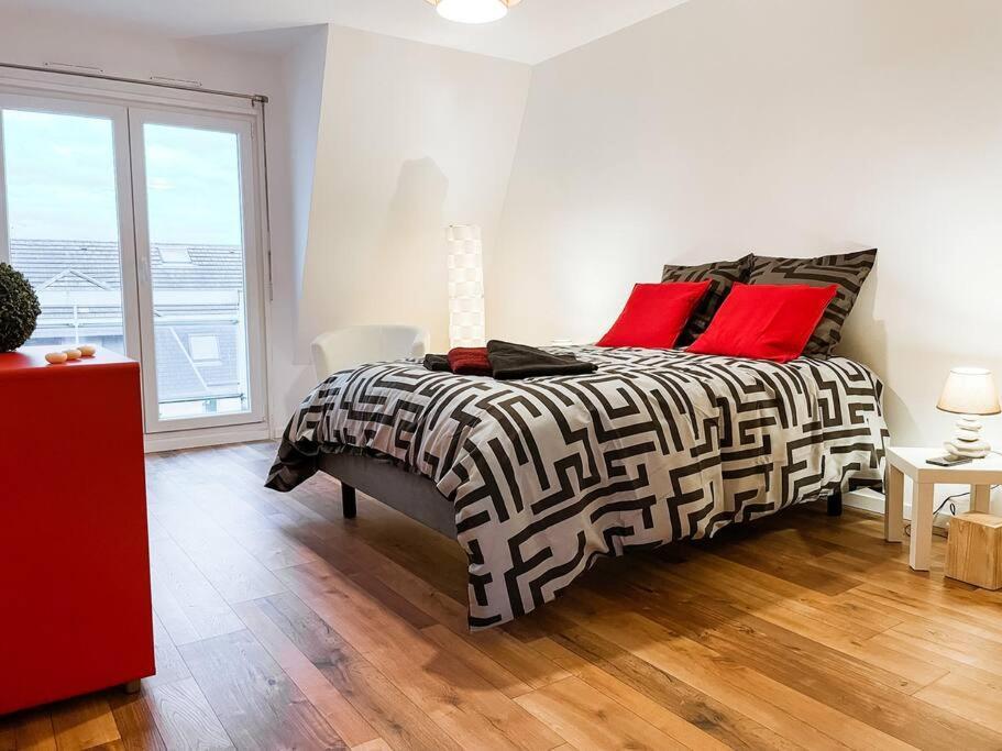 Apartamento Lumineux Avec Vue Sur Les Vosges Colmar Exterior foto