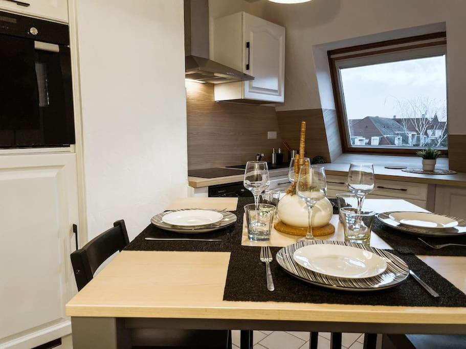 Apartamento Lumineux Avec Vue Sur Les Vosges Colmar Exterior foto