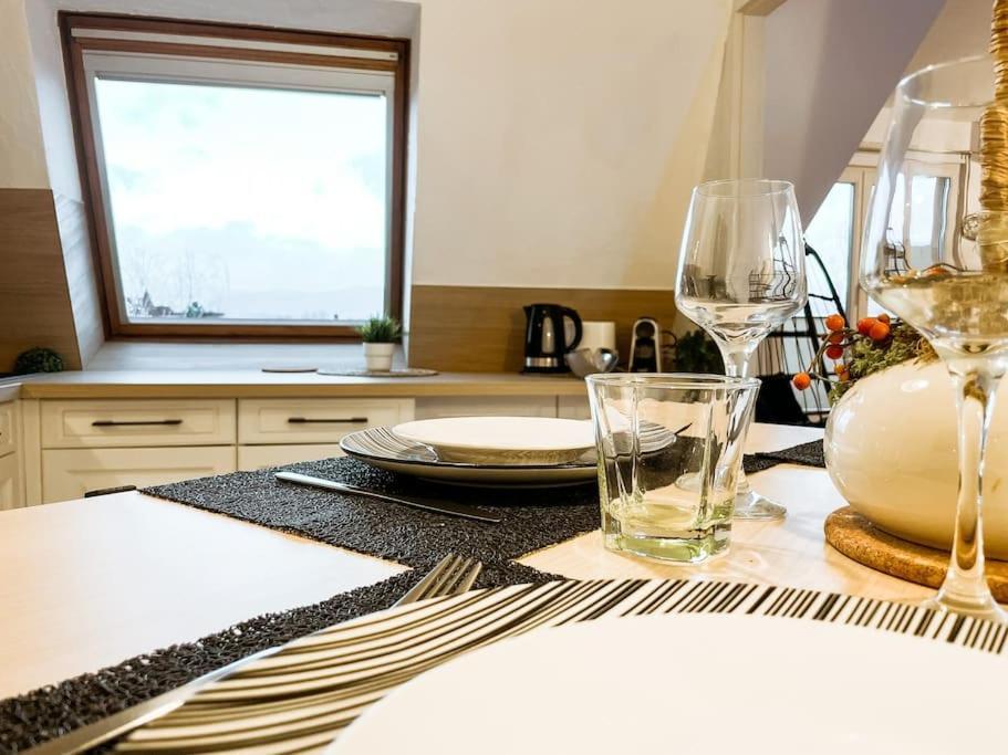 Apartamento Lumineux Avec Vue Sur Les Vosges Colmar Exterior foto